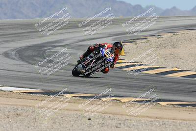 media/Oct-02-2025-Racers Edge (Thu) [[2c91cb6ab3]]/2-A Group/Session 5-Turn 12 (130pm)/